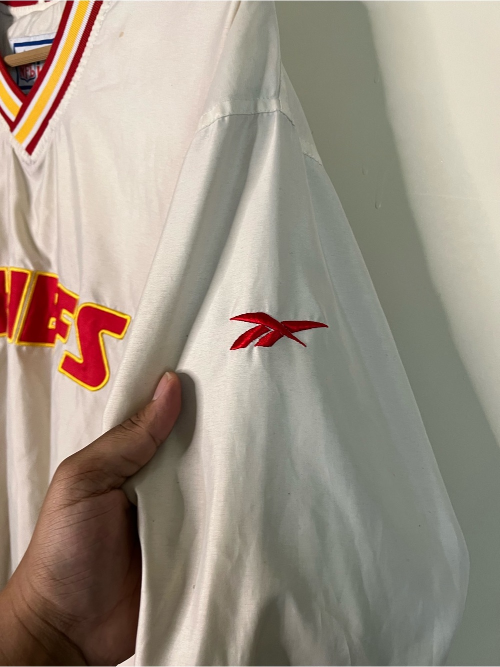 Vintage Reebok Pro Line Kansas City Chiefs Pullover Windbreaker Jacket M *FLAWS* - Picture 9 of 14